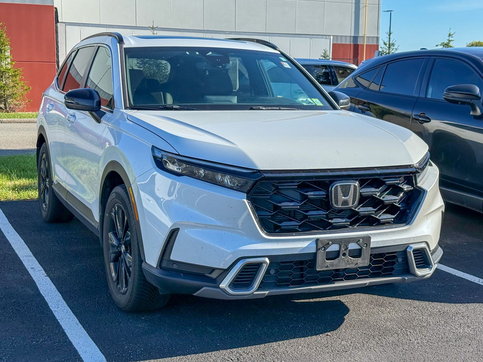 Photo view of 2023 Honda CR-V Hybrid in