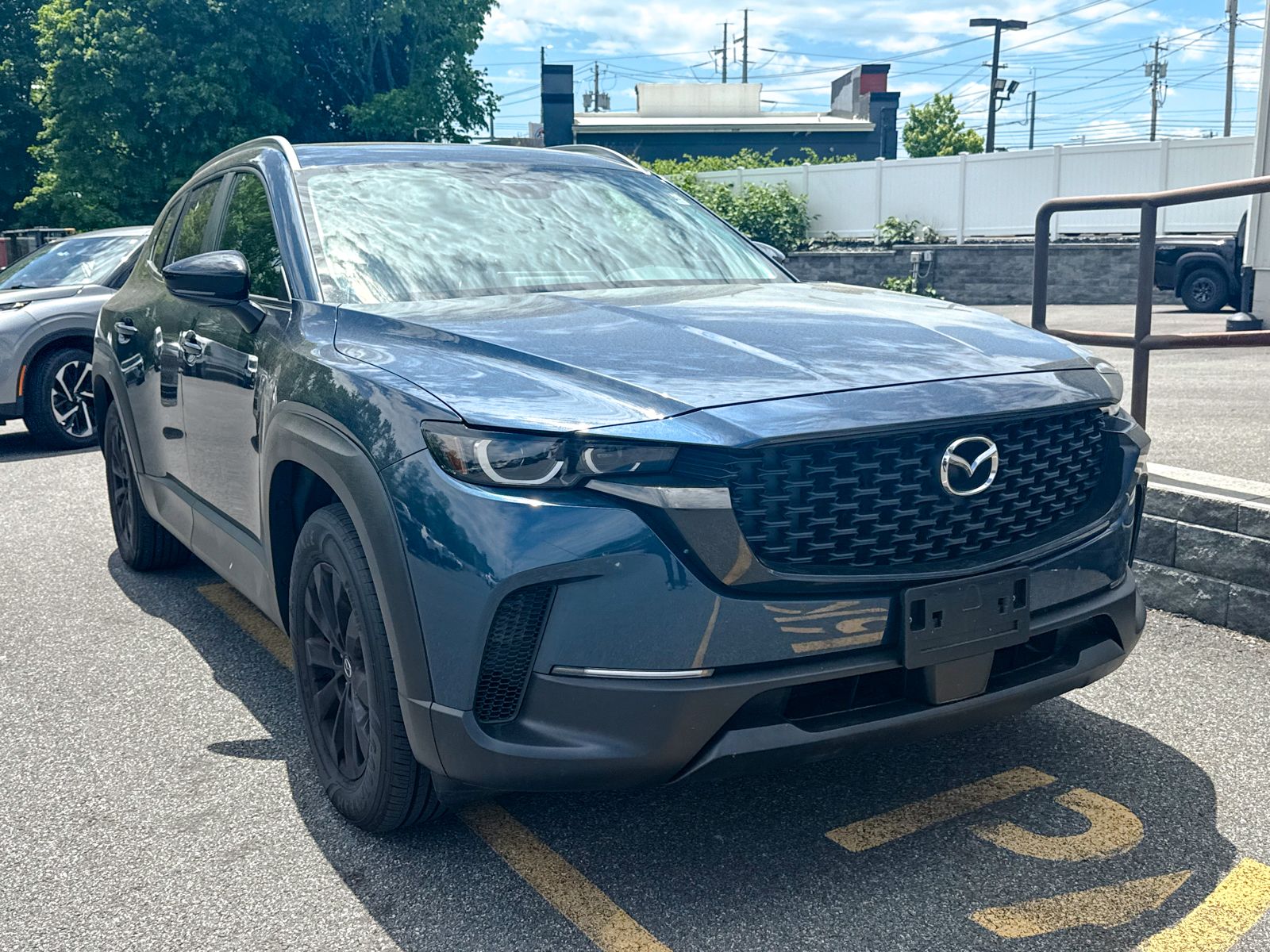Photo view of 2025 Mazda CX-50 in Blue