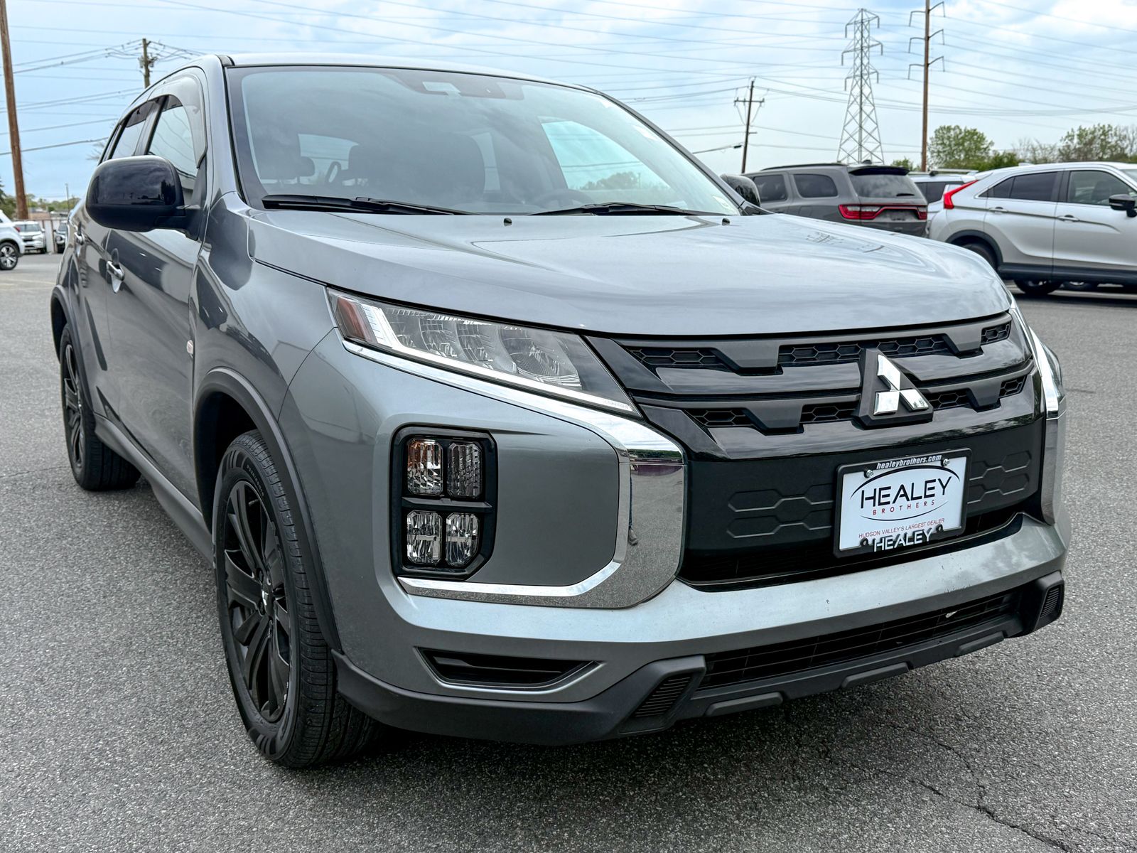 Photo view of 2024 Mitsubishi Outlander Sport in Gray