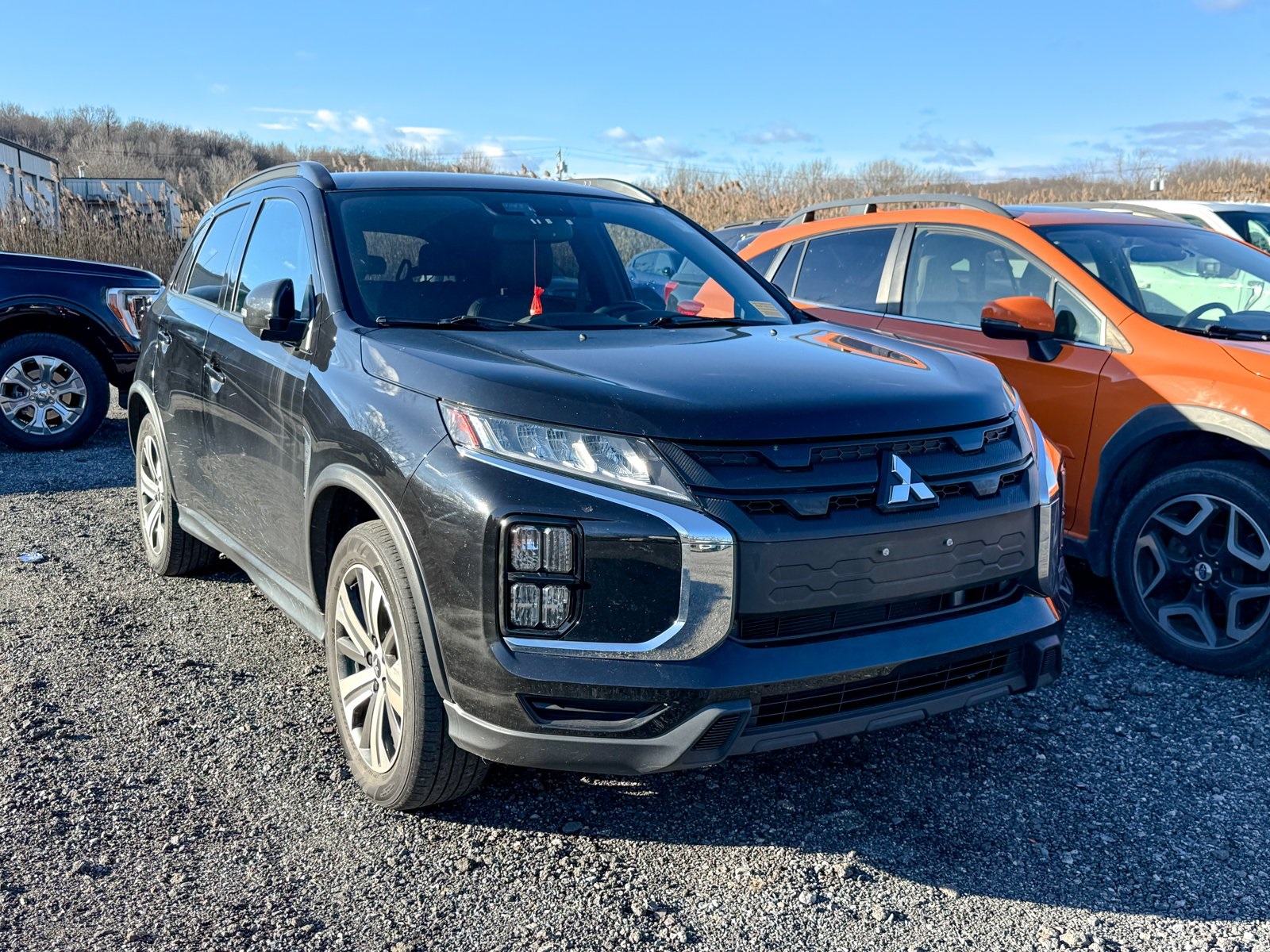 Photo view of 2021 Mitsubishi Outlander Sport in Black