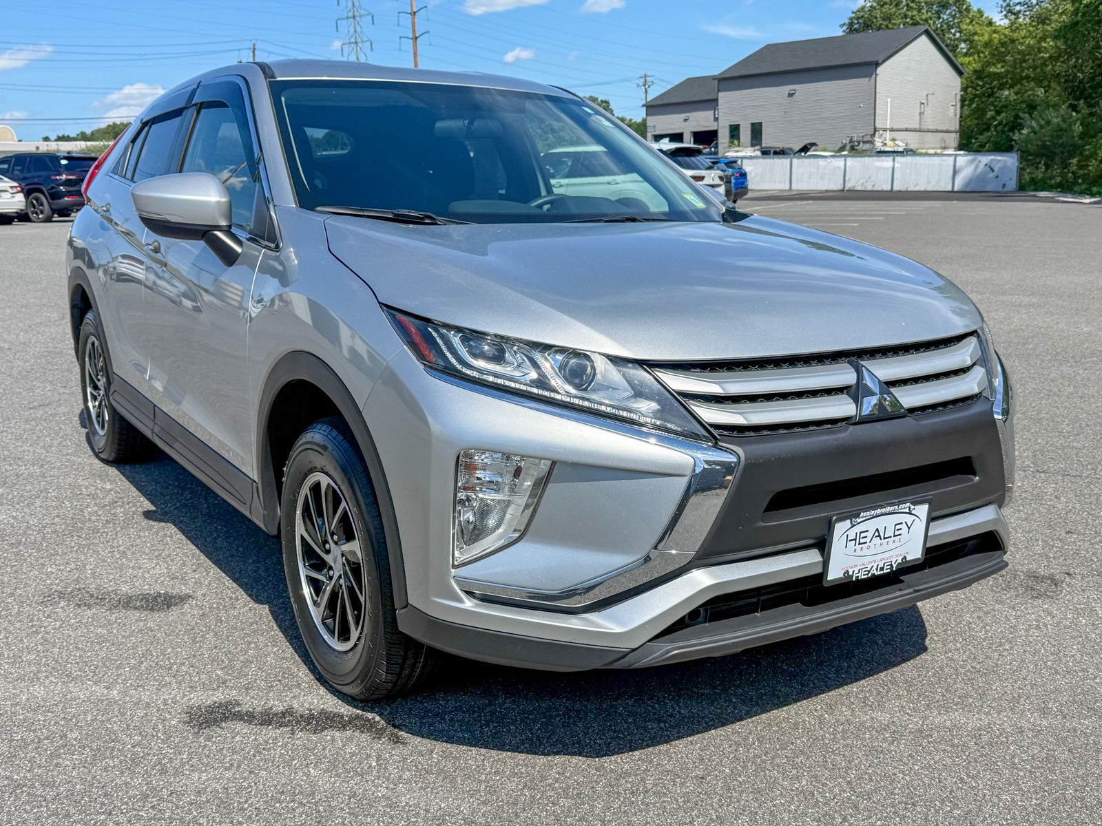 Photo view of 2020 Mitsubishi Eclipse Cross in Gray