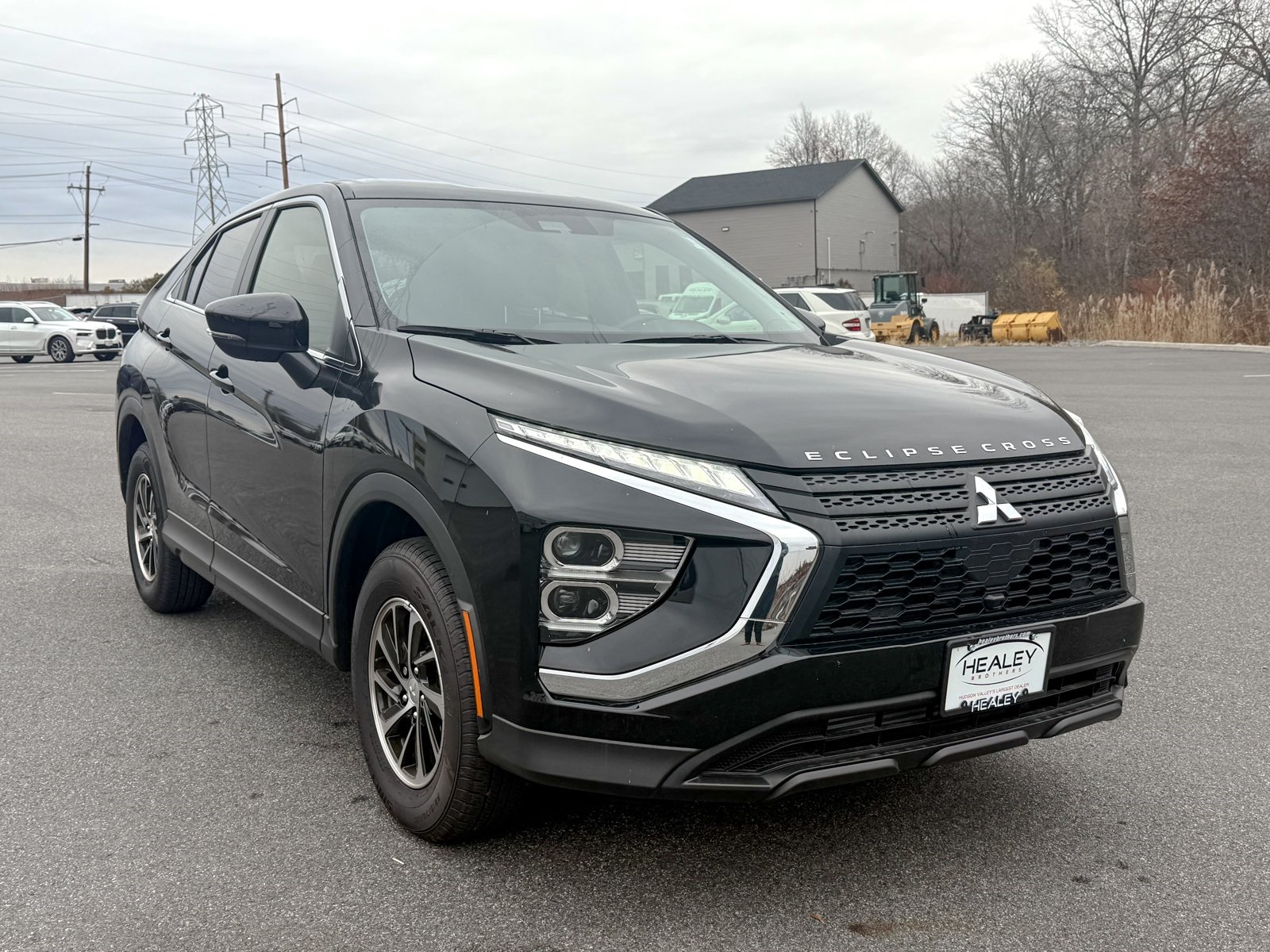 Photo view of 2025 Mitsubishi Eclipse Cross in Black