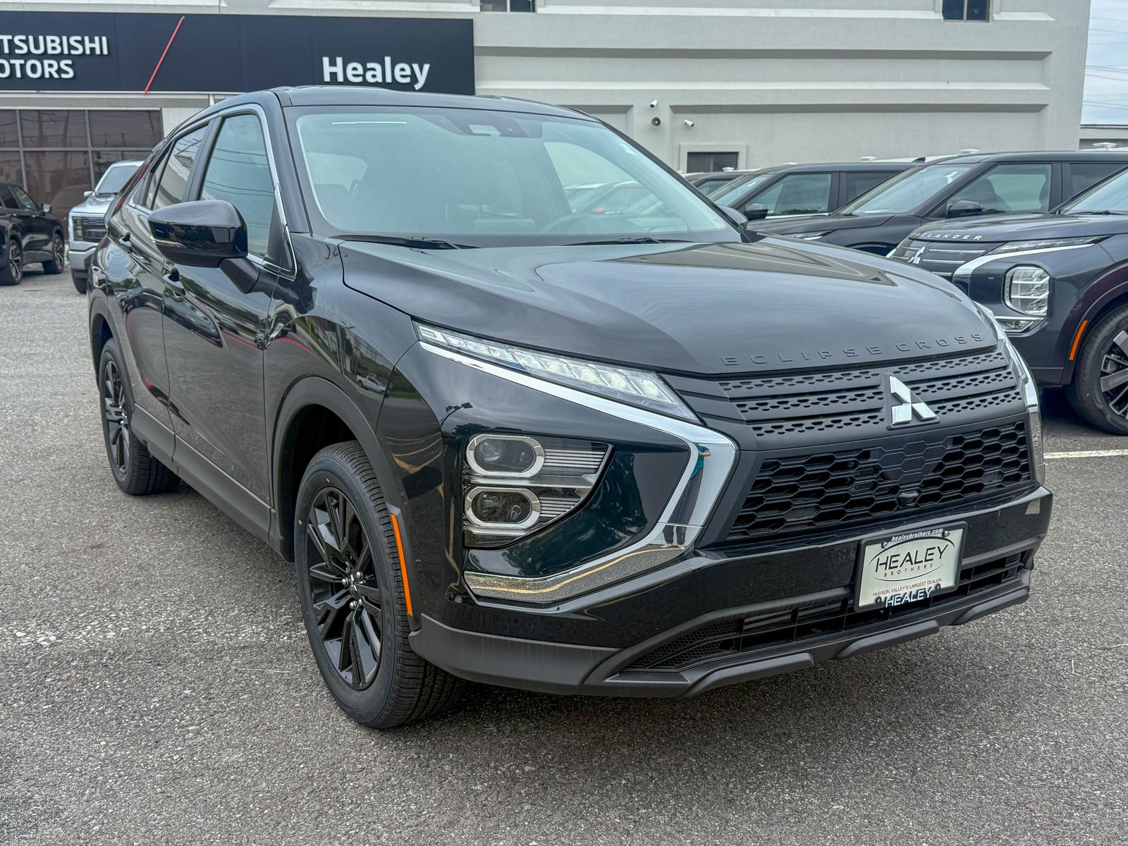 Photo view of 2026 Mitsubishi Eclipse Cross in Black