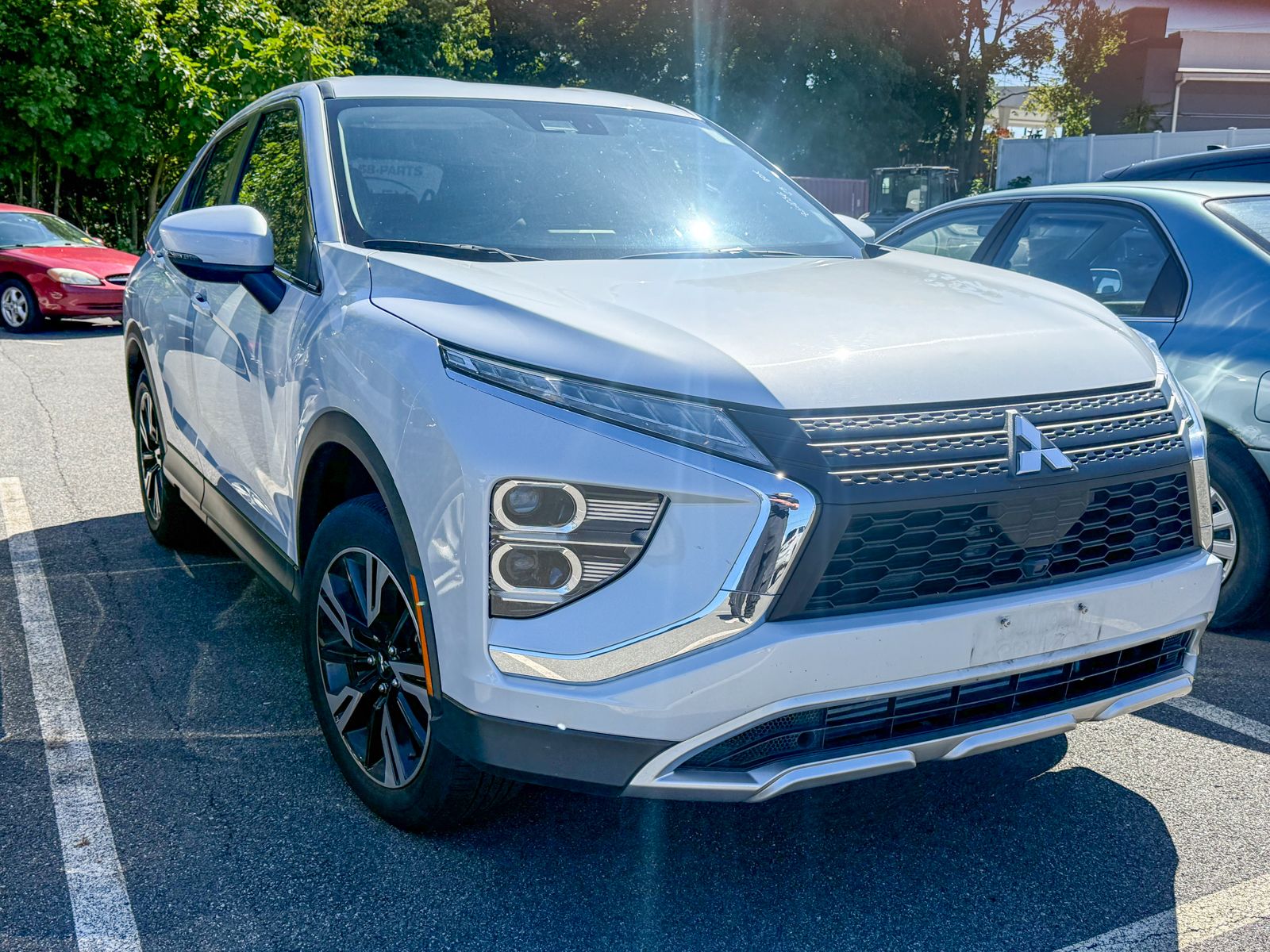 Photo view of 2025 Mitsubishi Eclipse Cross in Blue