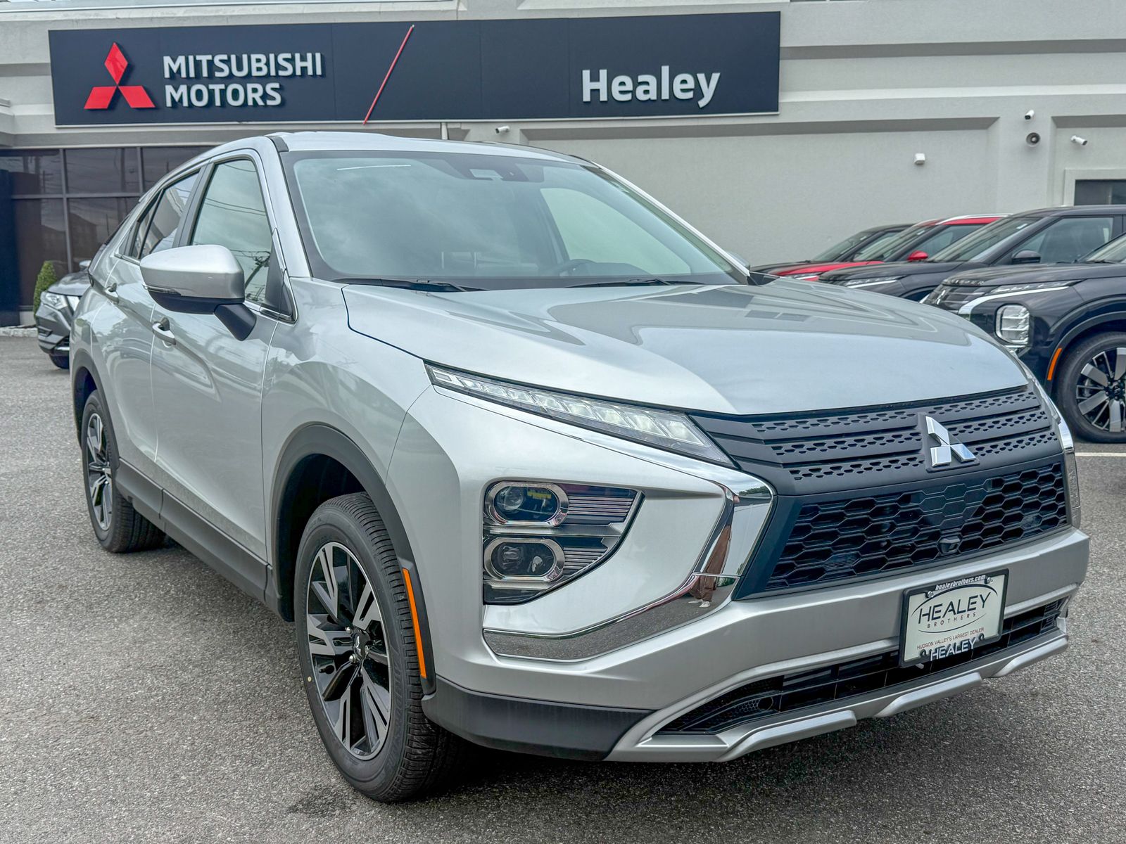 Photo view of 2026 Mitsubishi Eclipse Cross in Silver