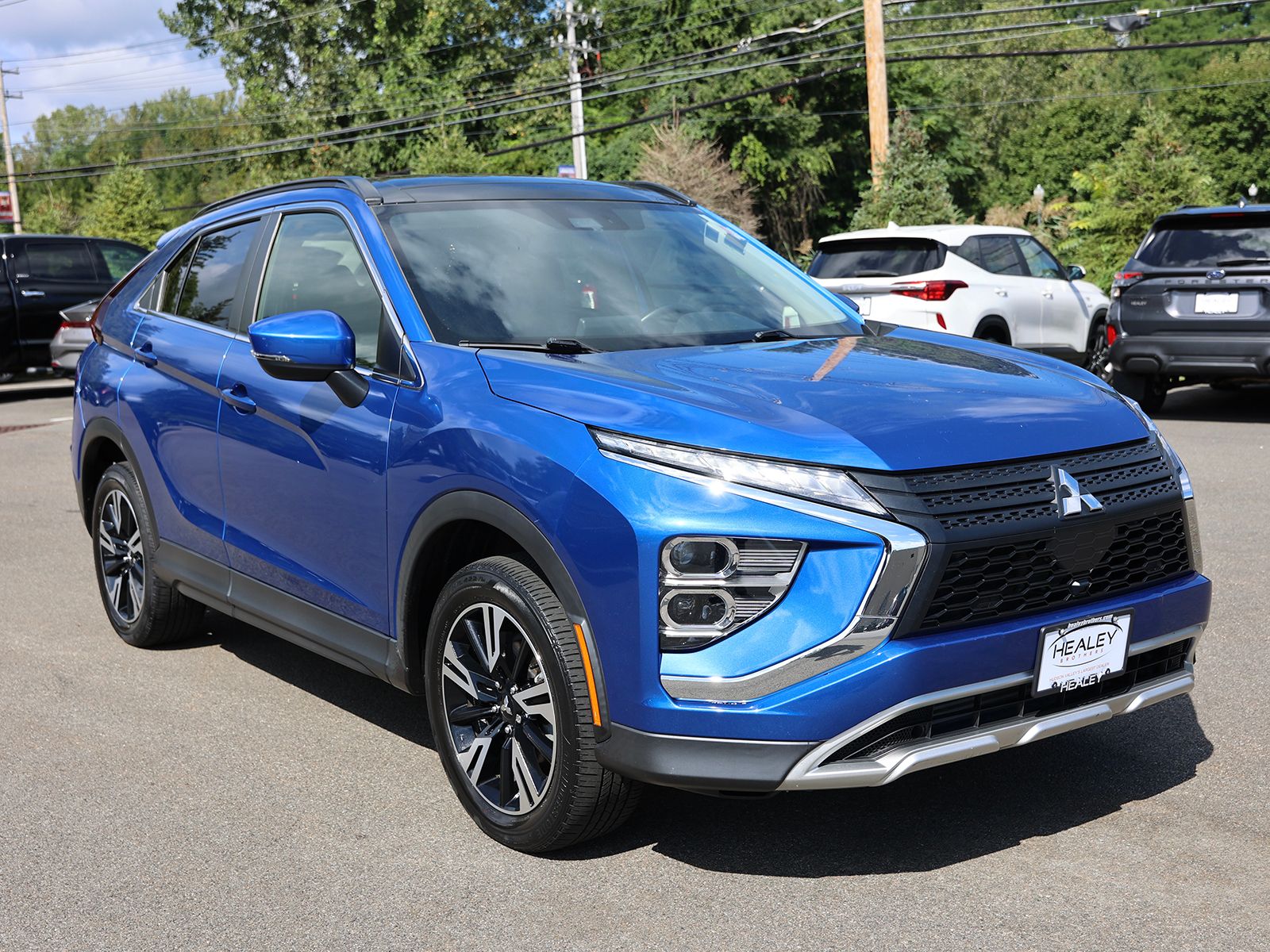 Photo view of 2024 Mitsubishi Eclipse Cross in Blue