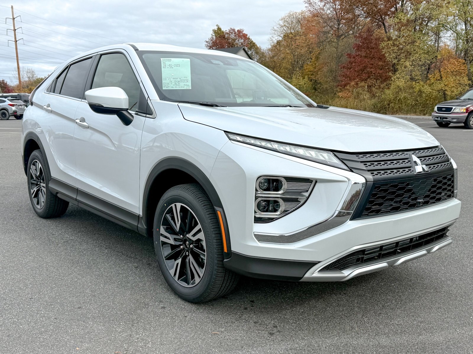 Photo view of 2026 Mitsubishi Eclipse Cross in White
