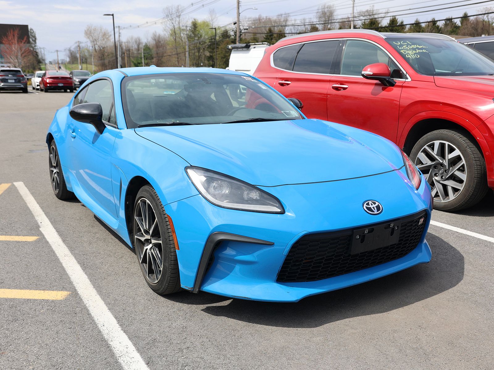 Photo view of 2022 Toyota GR86 in Blue