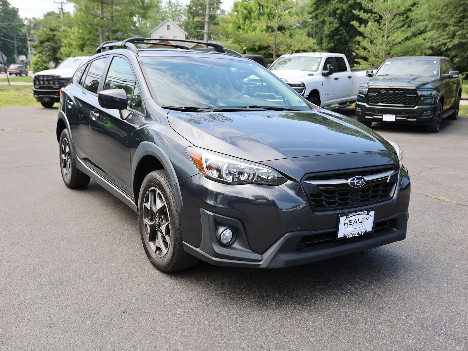 Photo view of 2019 Subaru Crosstrek in Gray