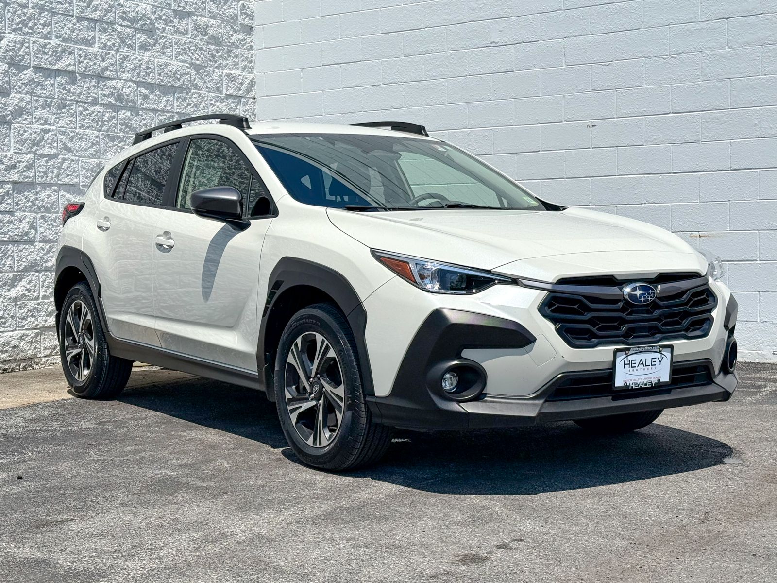 Photo view of 2024 Subaru Crosstrek in White