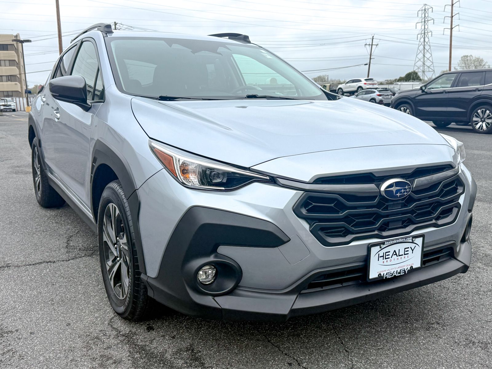 Photo view of 2025 Subaru Crosstrek in Silver