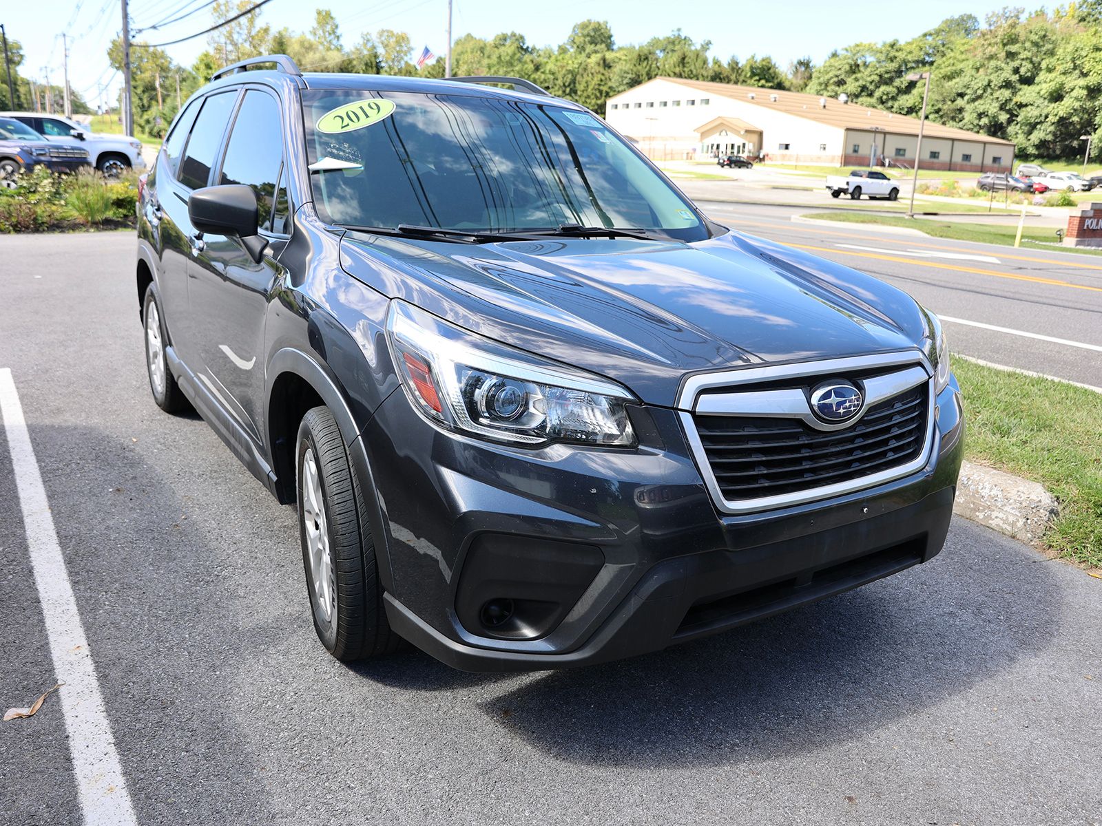 Photo view of 2019 Subaru Forester in Gray