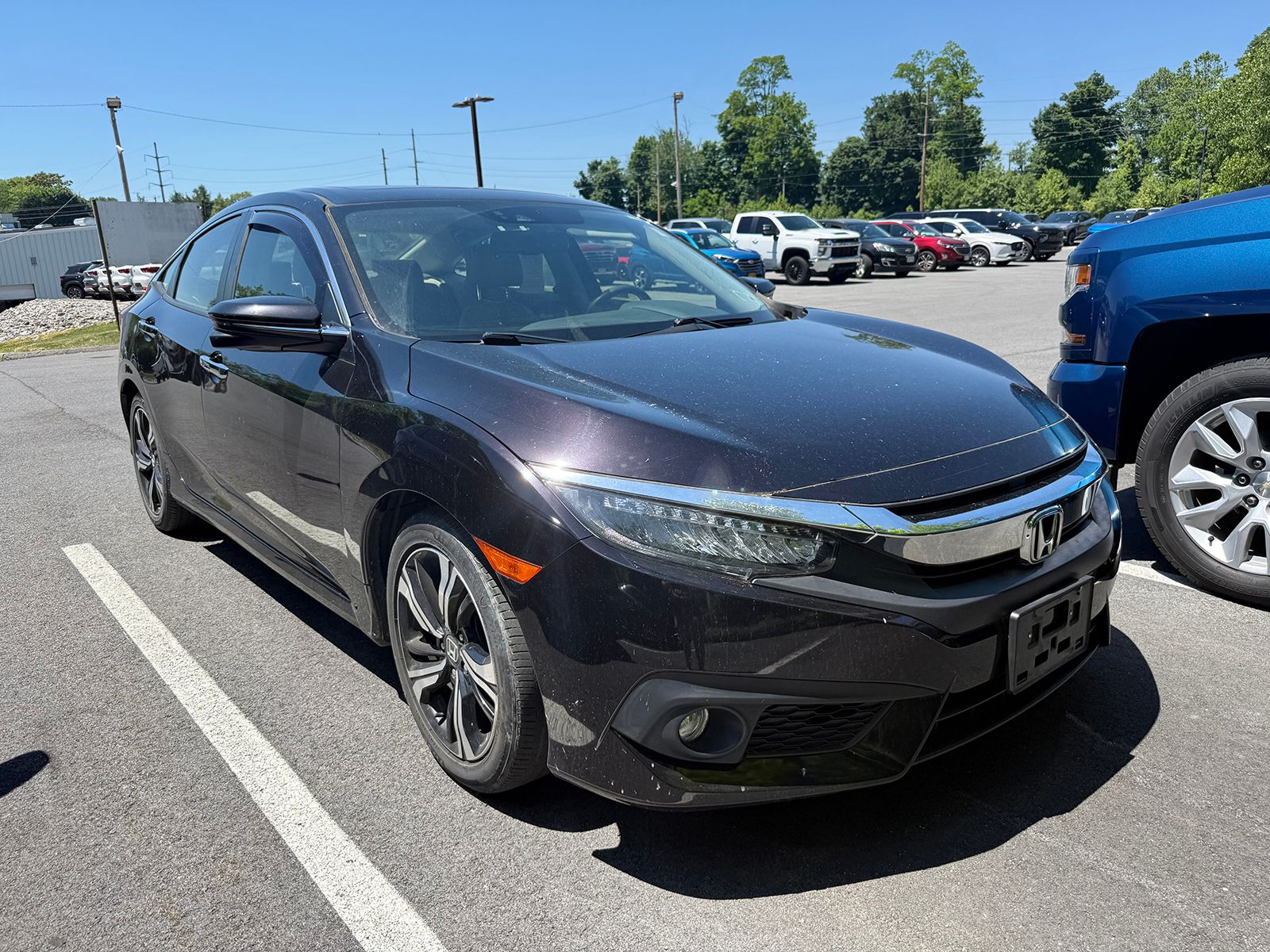 Photo view of 2018 Honda Civic Sedan in Black