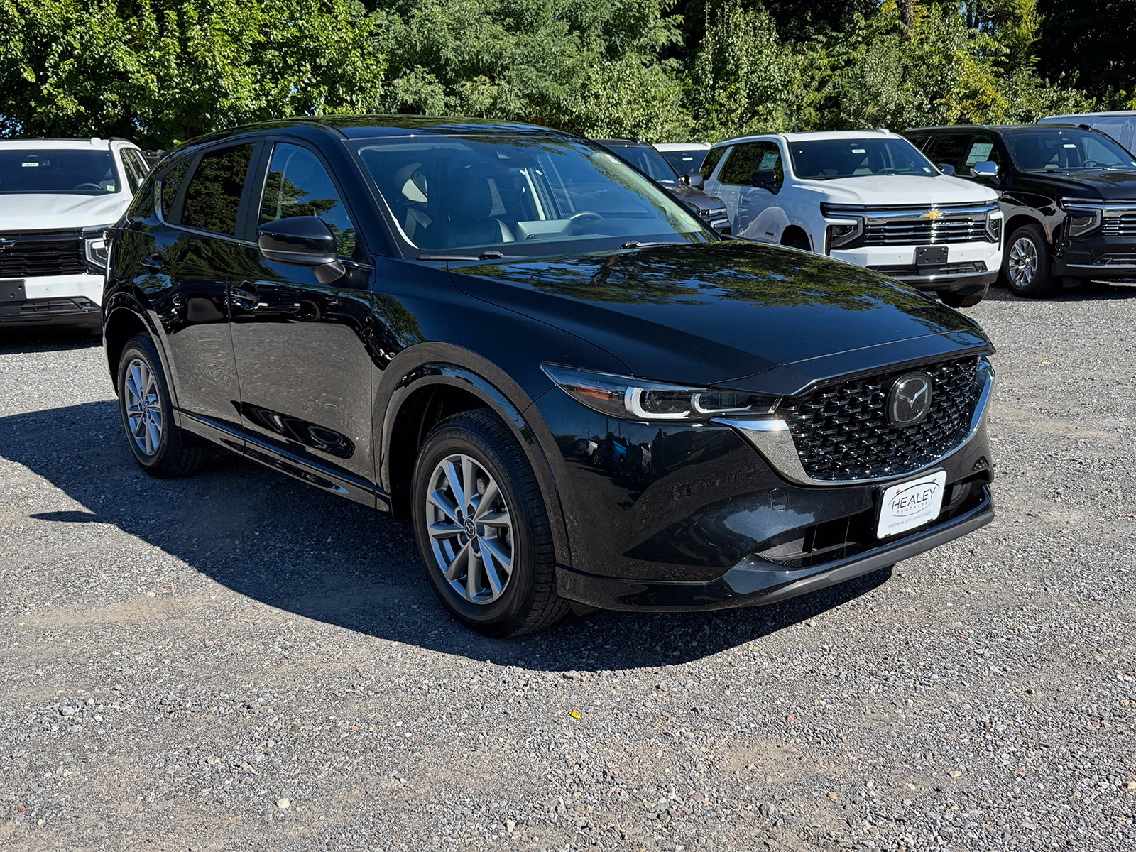 Photo view of 2024 Mazda CX-5 in Black