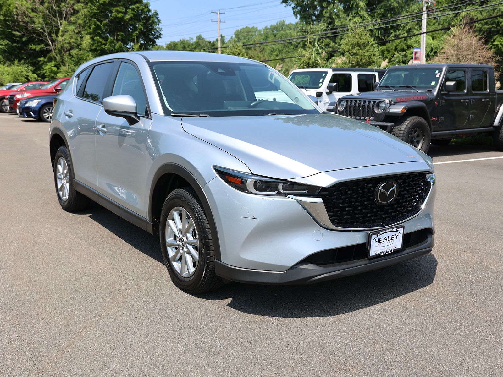 Photo view of 2023 Mazda CX-5 in Silver