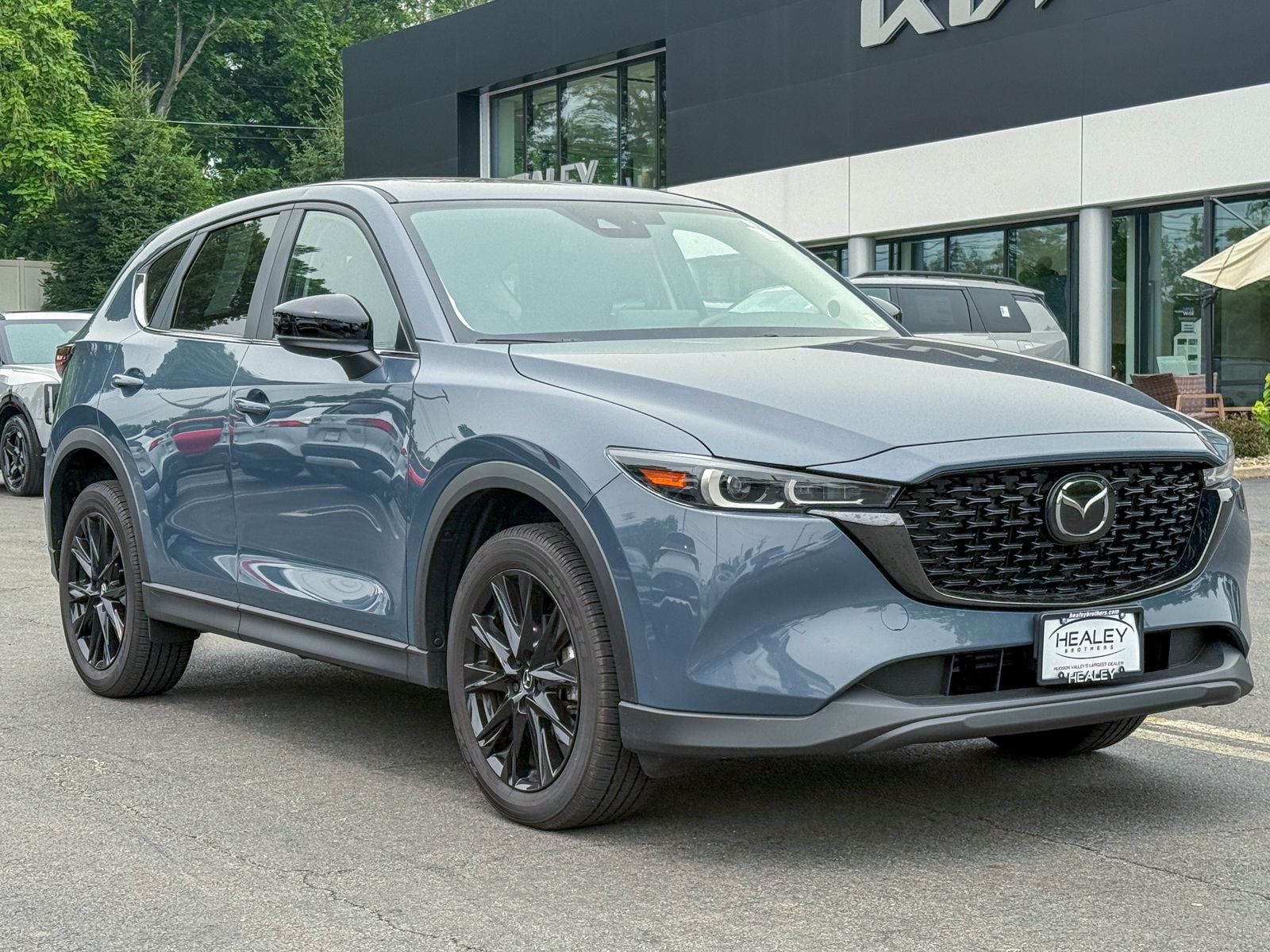 Photo view of 2024 Mazda CX-5 in Gray