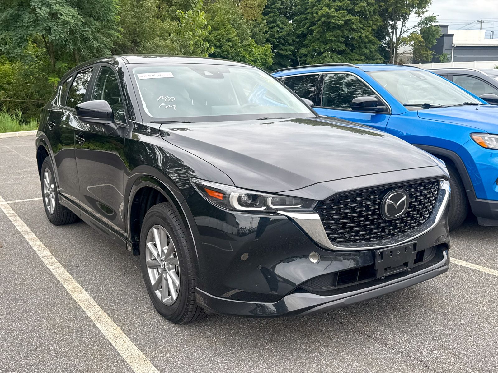 Photo view of 2025 Mazda CX-5 in Black