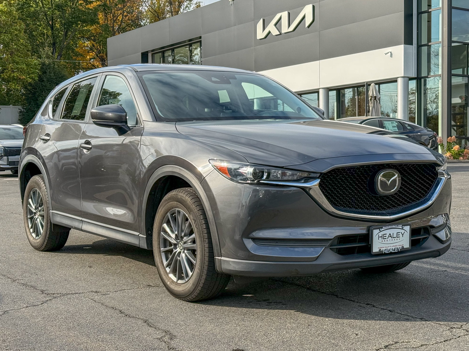 Photo view of 2020 Mazda CX-5 in Gray