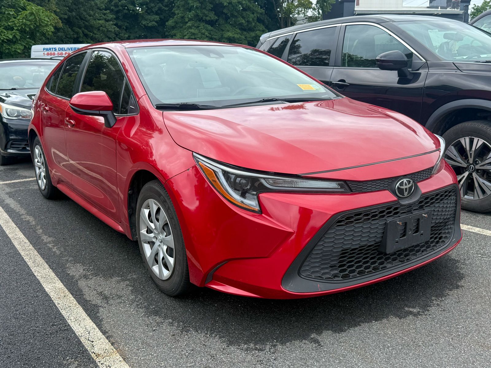 Photo view of 2021 Toyota Corolla in Red