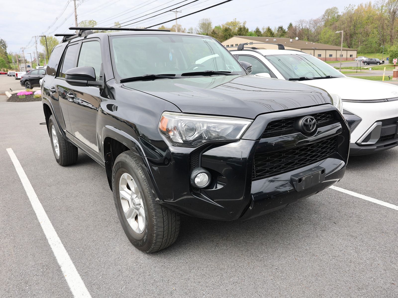 Photo view of 2016 Toyota 4Runner in Black