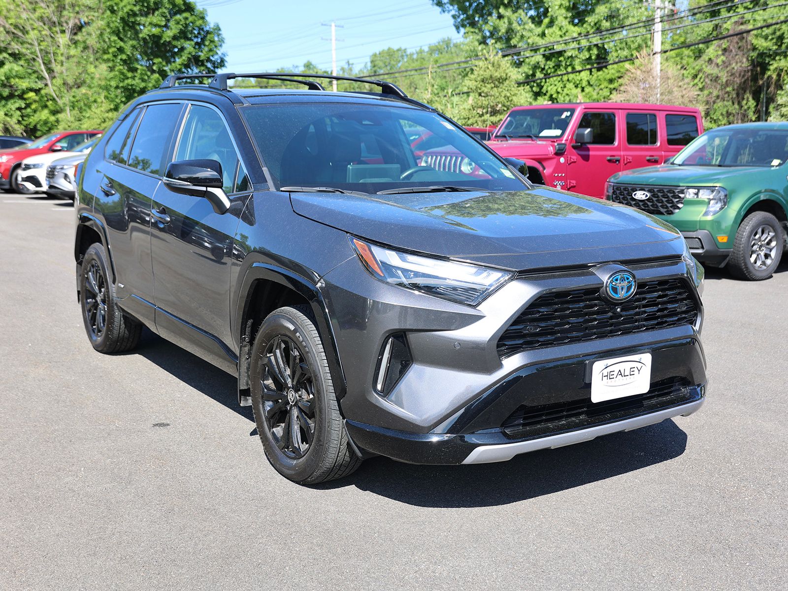 Photo view of 2023 Toyota RAV4 in Gray