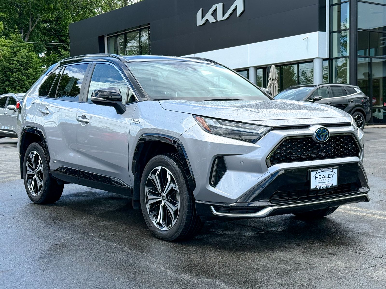 Photo view of 2023 Toyota RAV4 Prime in Silver