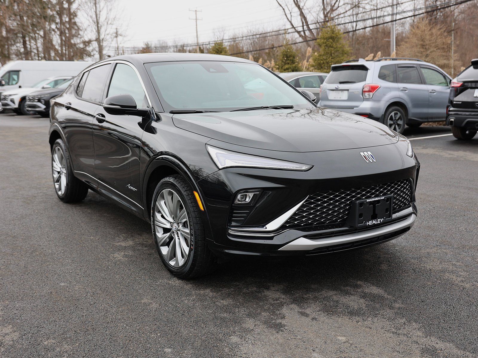 Photo view of 2024 Buick Envista in Black