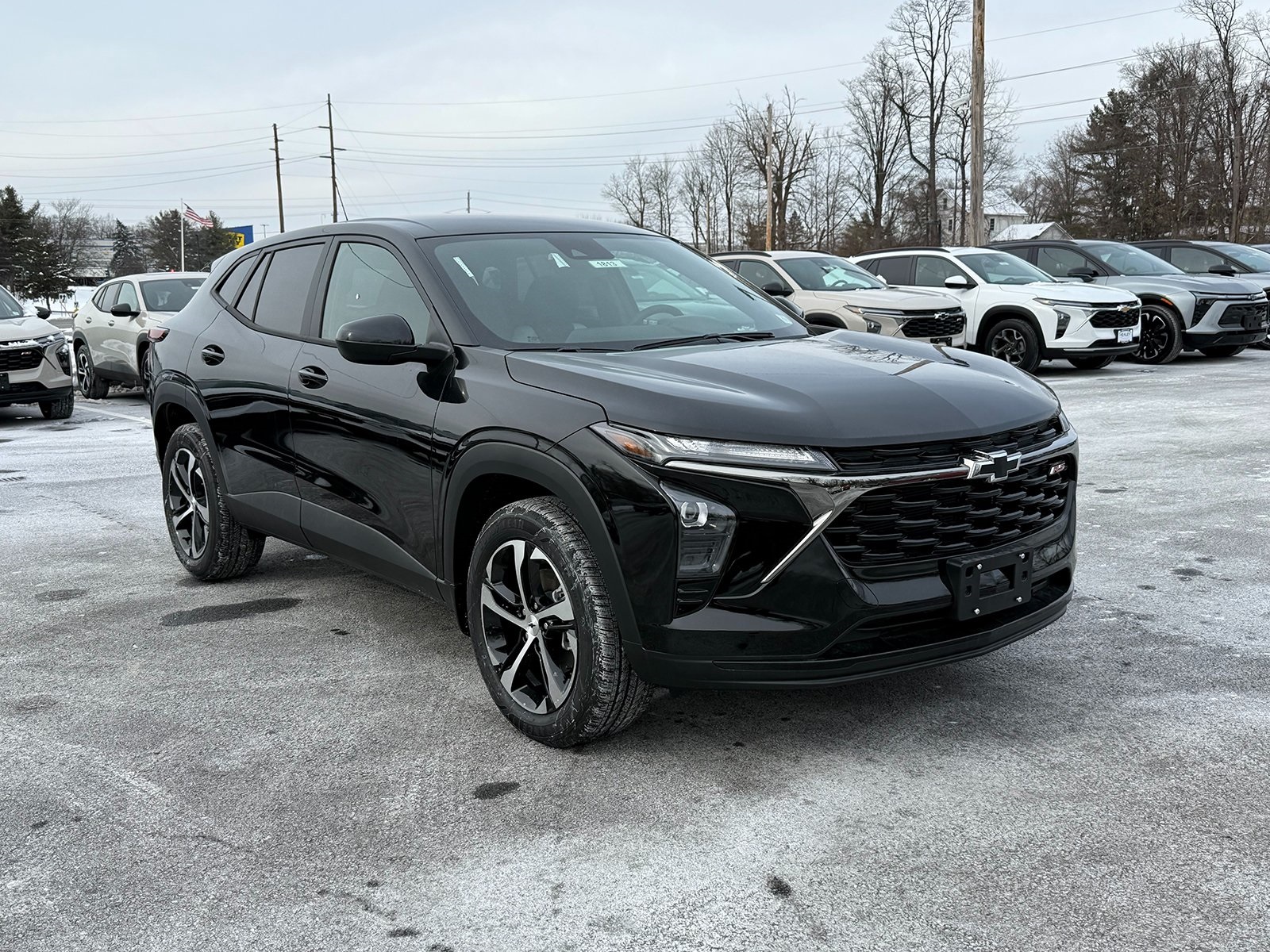Photo view of 2026 Chevrolet Trax in Black