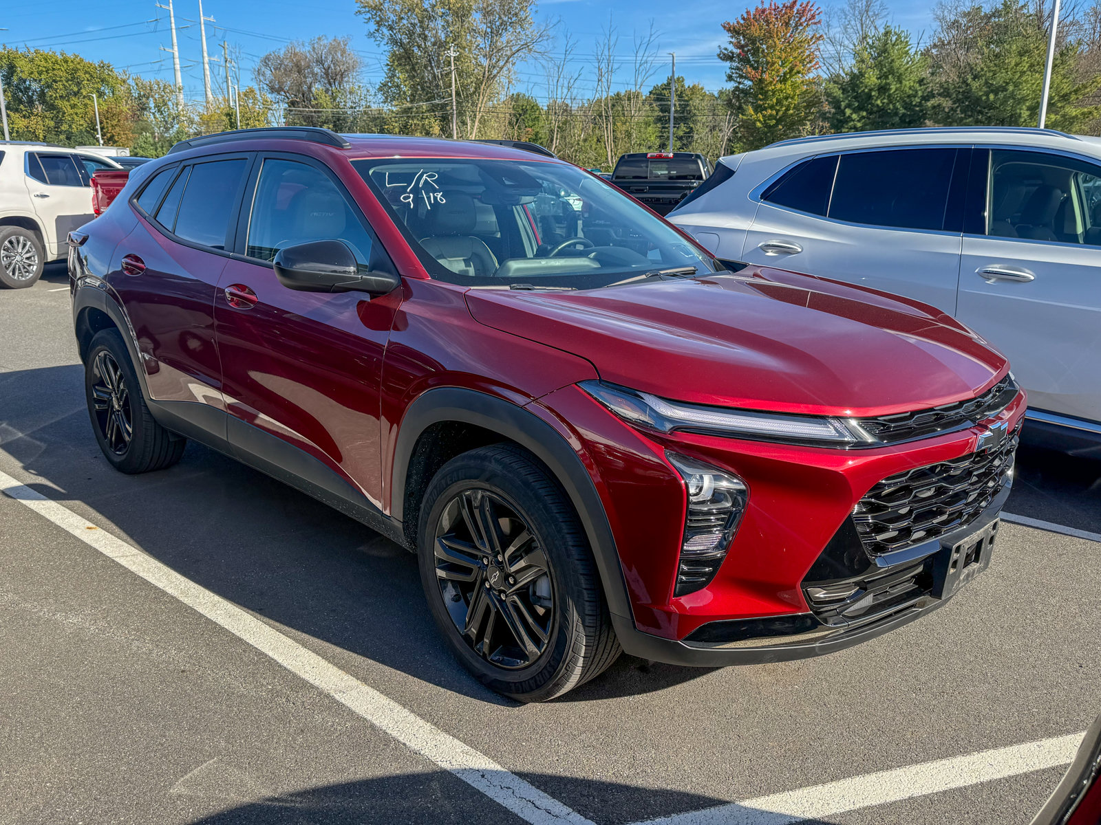 Photo view of 2024 Chevrolet Trax in Red