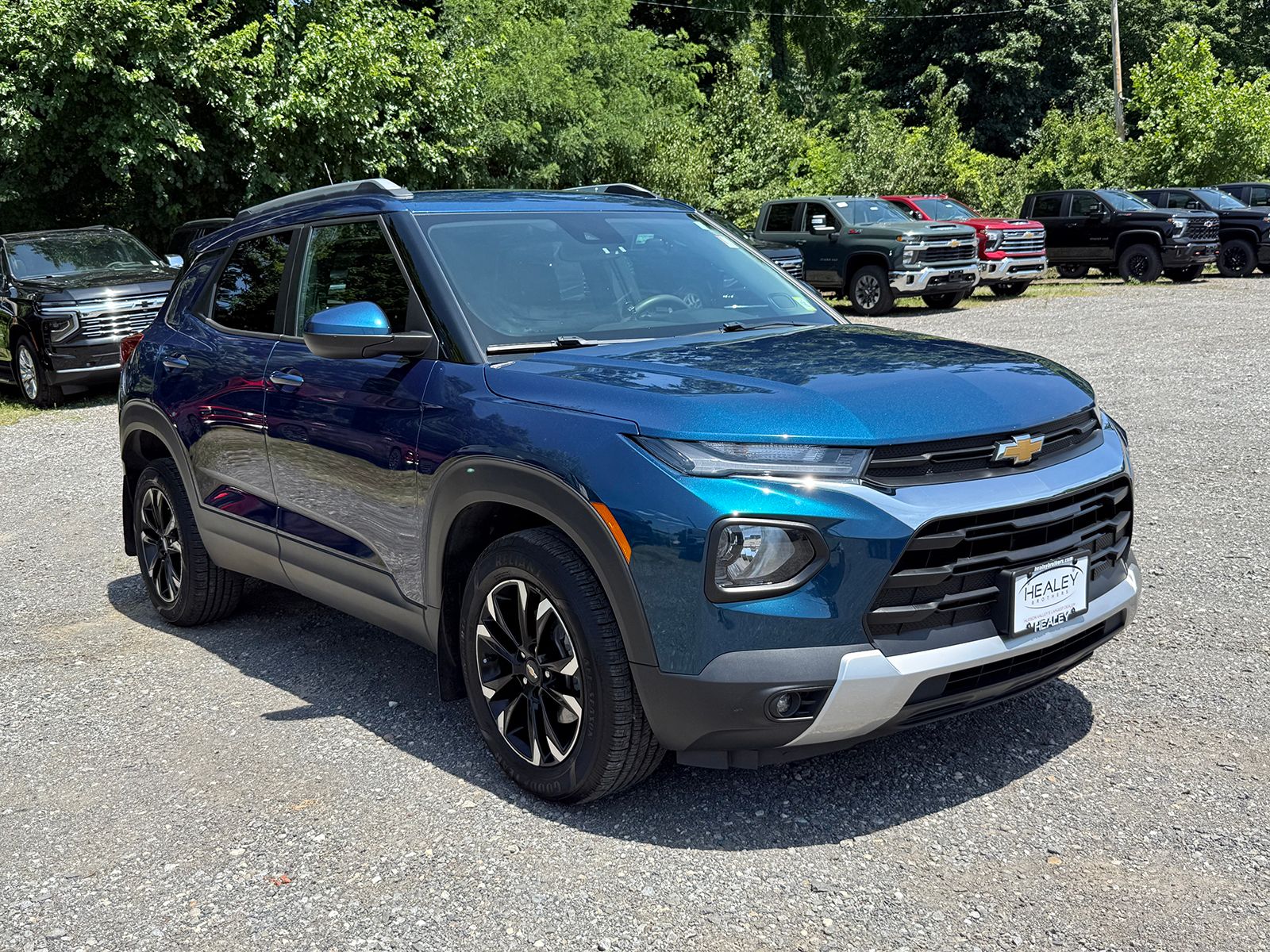 Photo view of 2021 Chevrolet Trailblazer in Blue