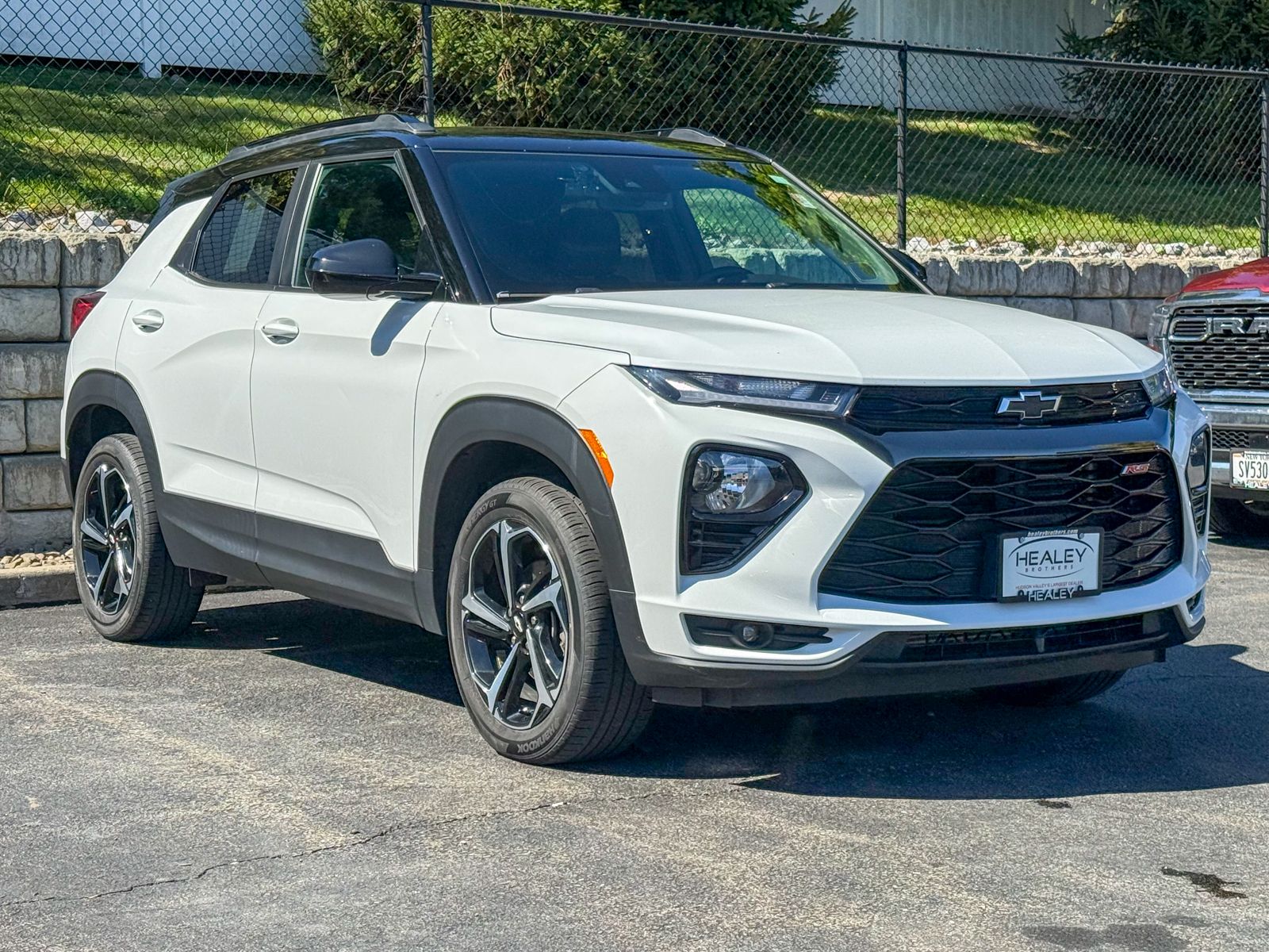 Photo view of 2023 Chevrolet Trailblazer in 