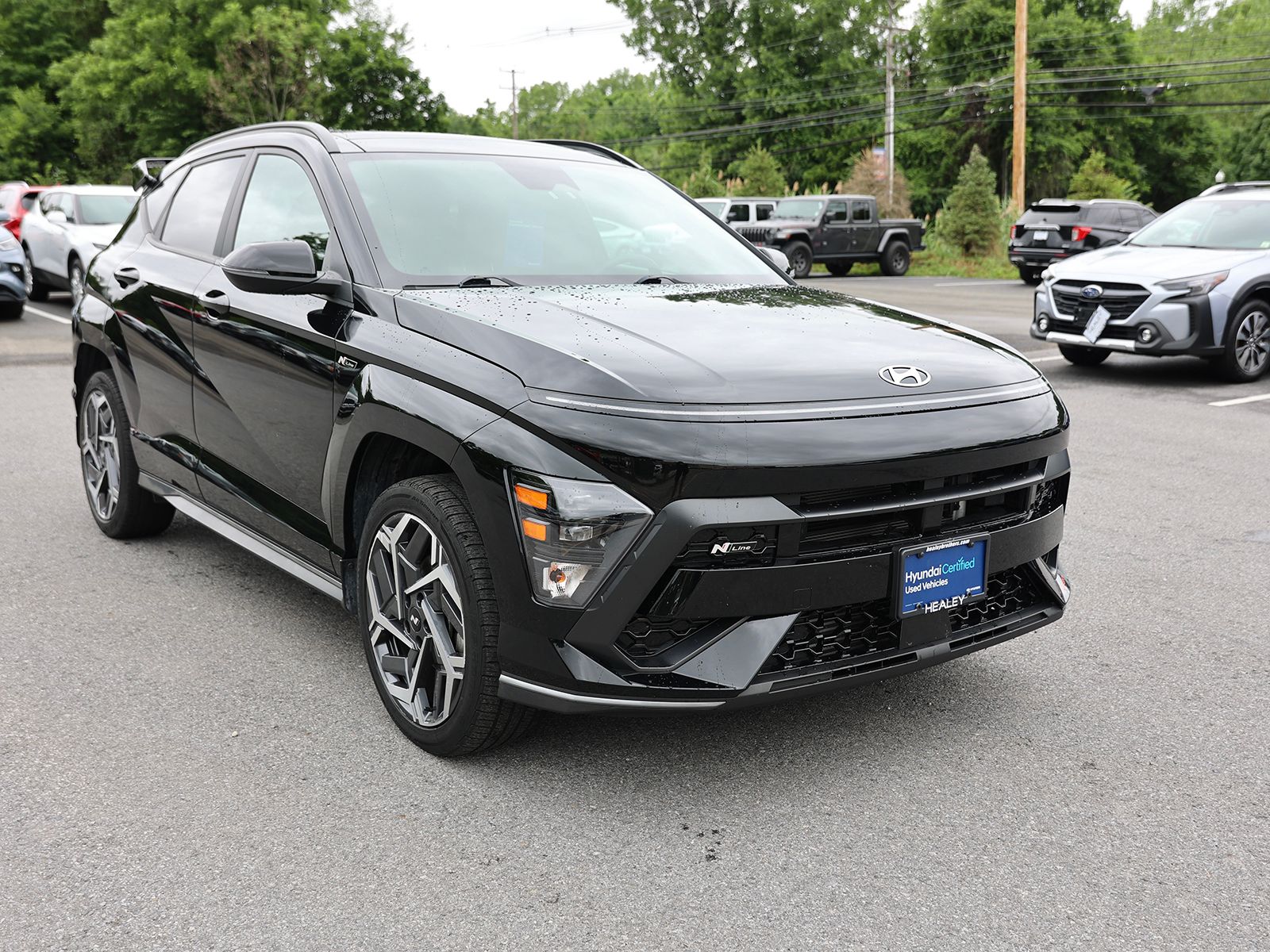 Photo view of 2024 Hyundai Kona in Black