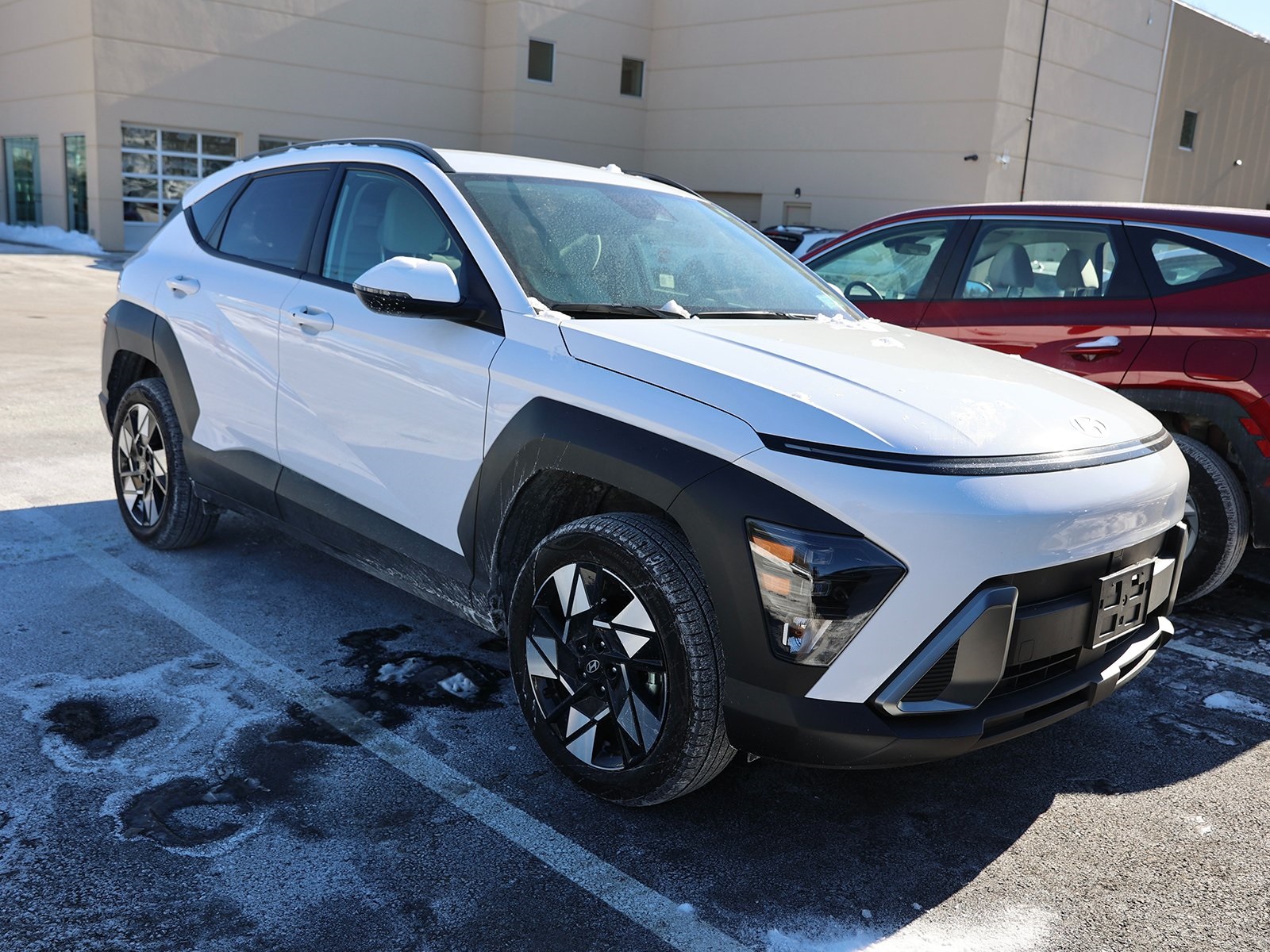 Photo view of 2025 Hyundai Kona in White