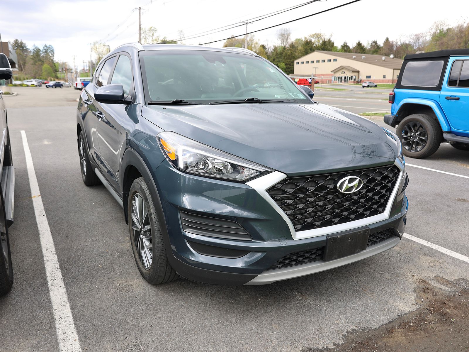 Photo view of 2020 Hyundai Tucson in Blue