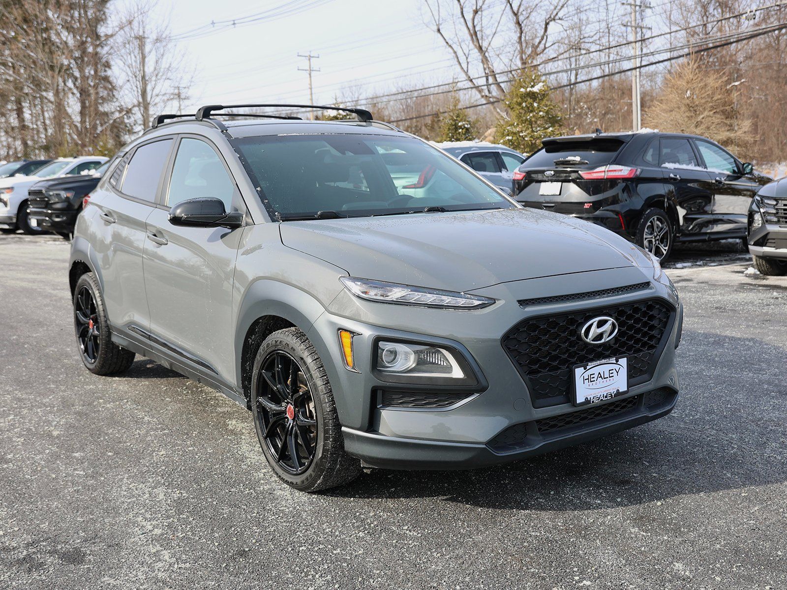 Photo view of 2021 Hyundai Kona in Gray