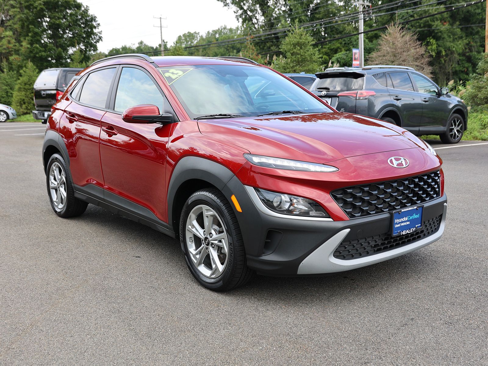 Photo view of 2023 Hyundai Kona in Red