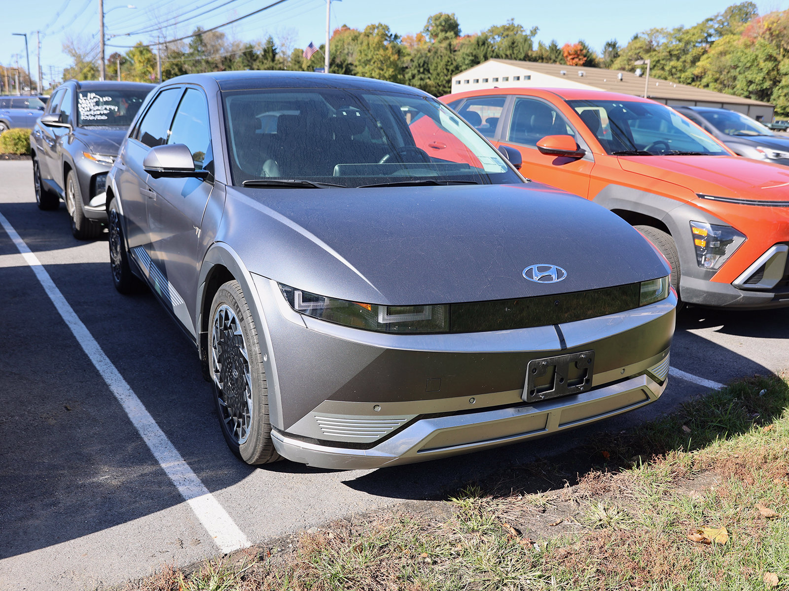 Photo view of 2023 Hyundai IONIQ 5 in Gray
