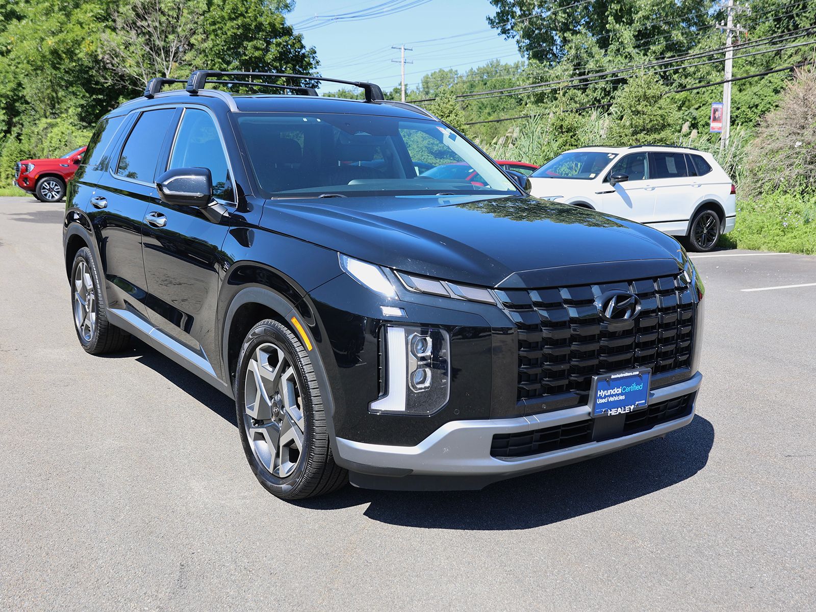 Photo view of 2023 Hyundai Palisade in Black