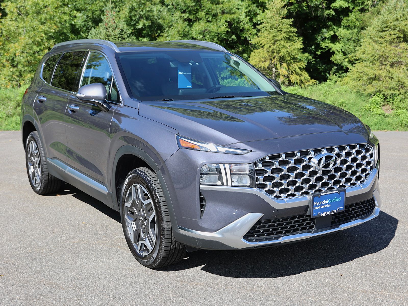 Photo view of 2022 Hyundai Santa Fe Plug-In Hybrid in Blue