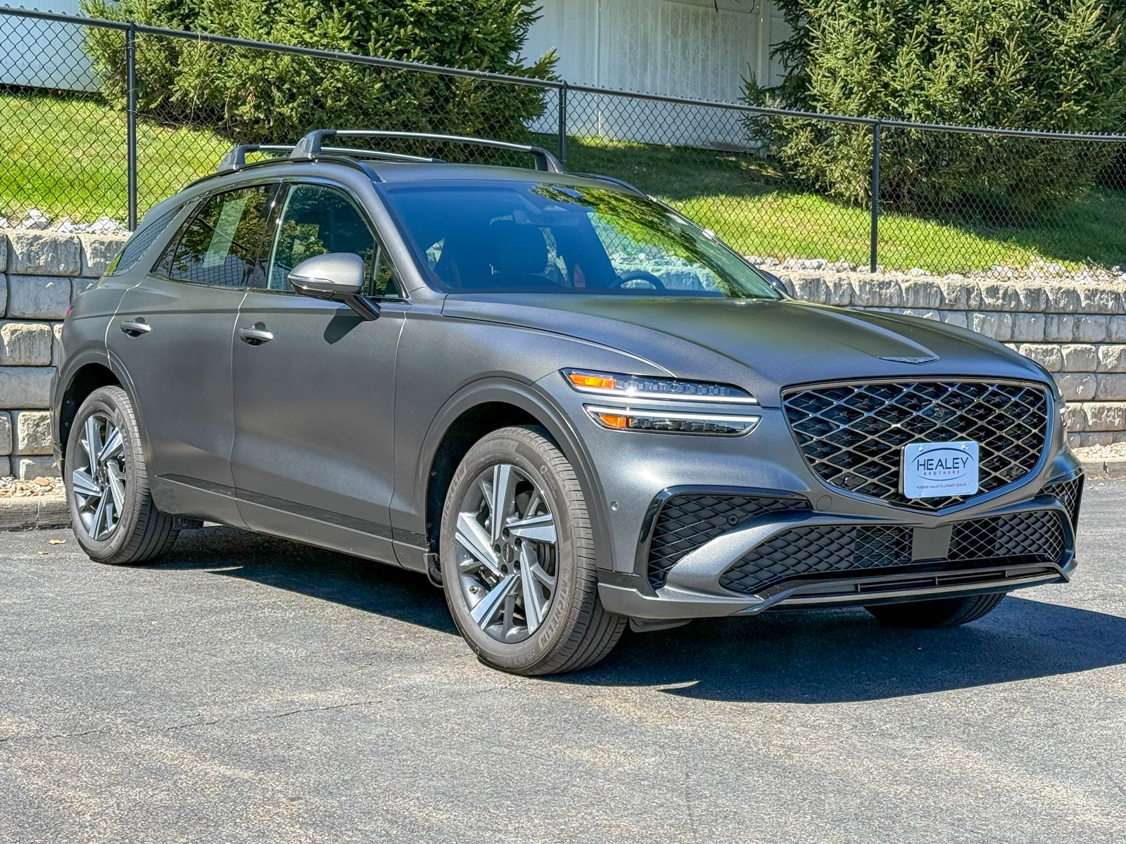 Photo view of 2026 Genesis GV70 in Gray