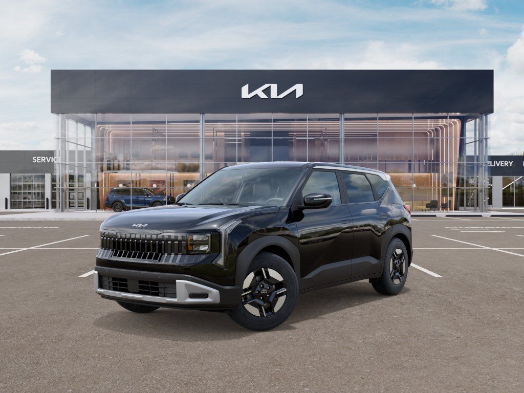 Photo view of 2027 Kia Seltos in Black