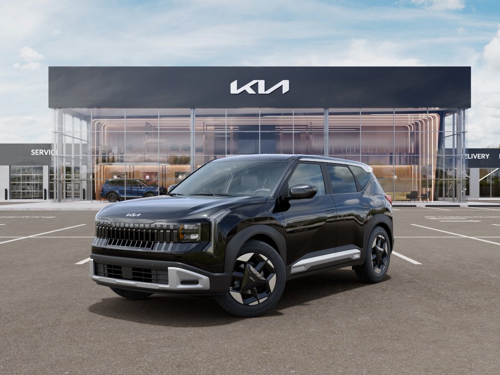 Photo view of 2027 Kia Seltos in Black