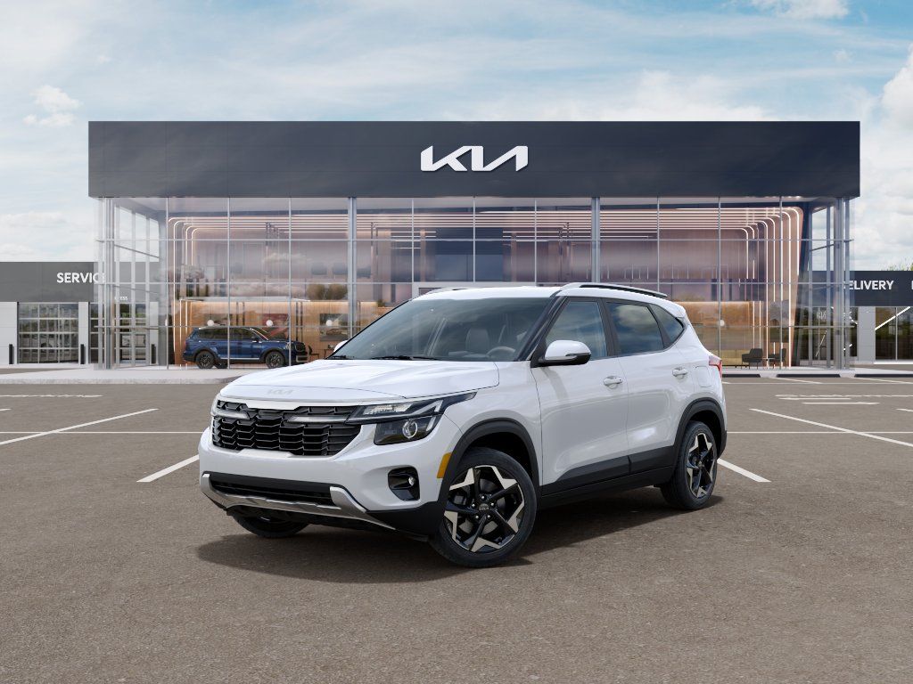 Photo view of 2026 Kia Seltos in White