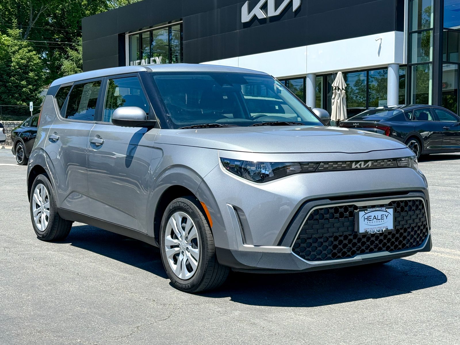 Photo view of 2023 Kia Soul in Gray