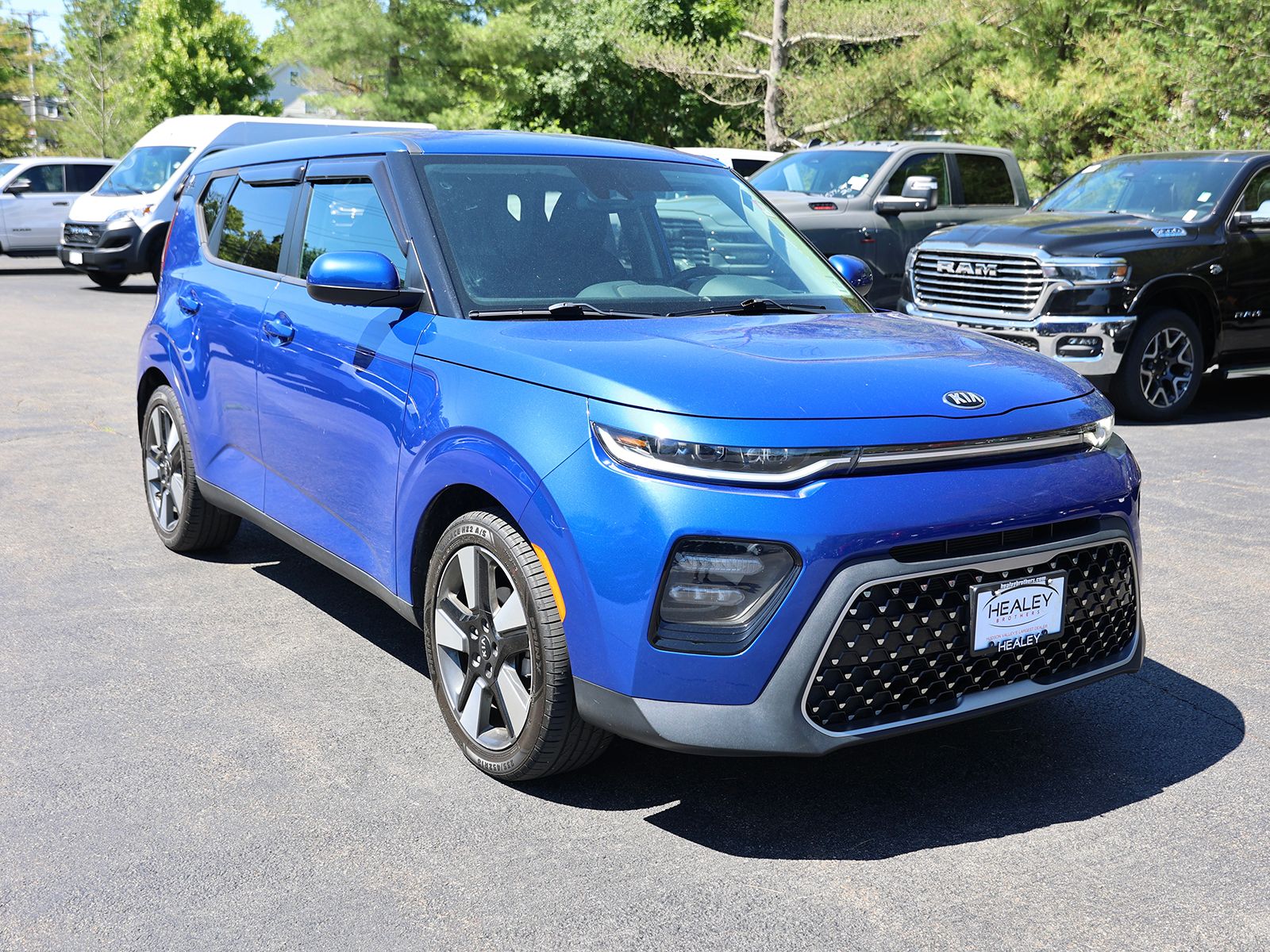 Photo view of 2020 Kia Soul in Blue