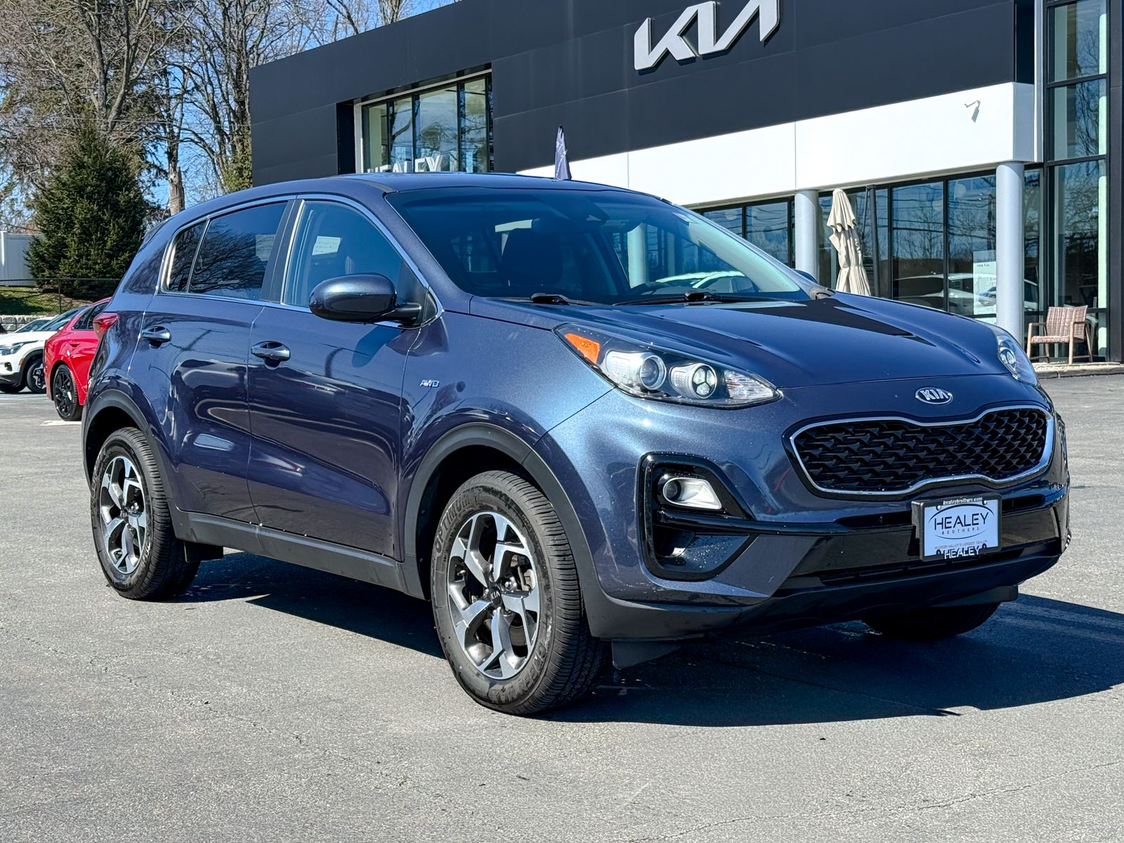 Photo view of 2021 Kia Sportage in Blue