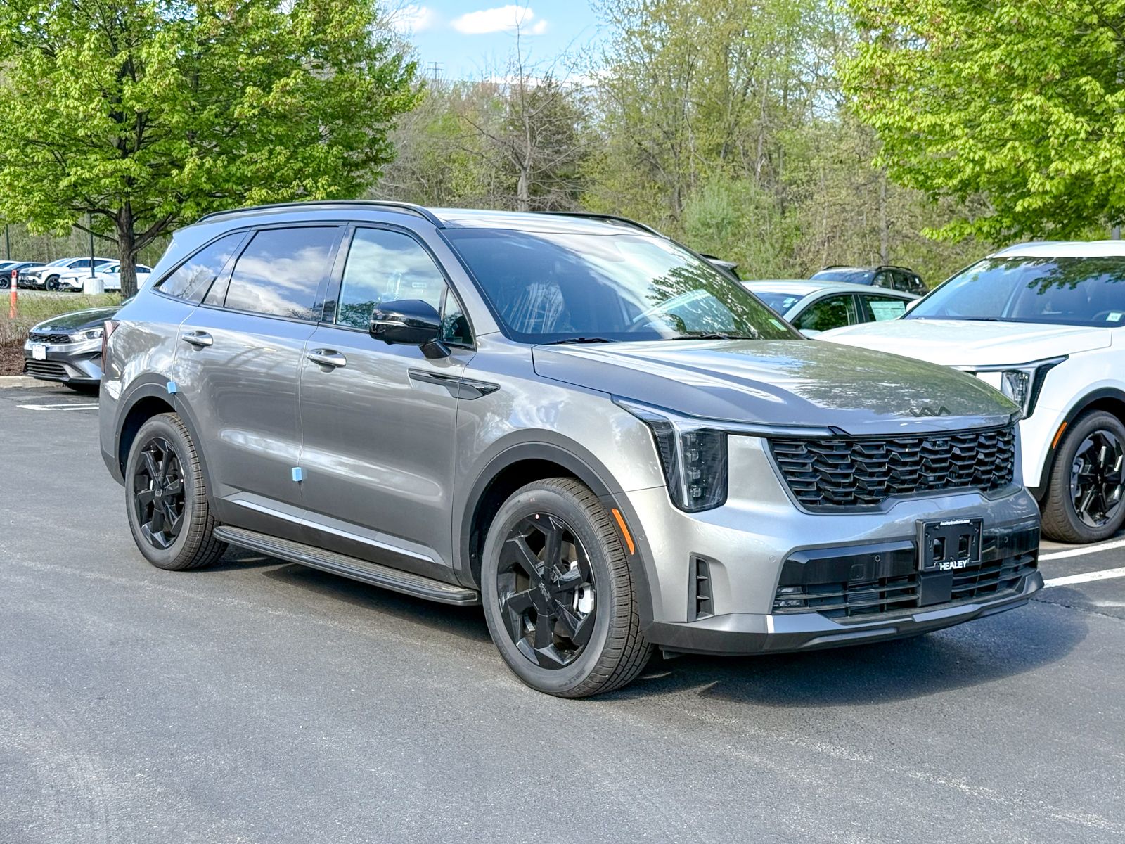Photo view of 2026 Kia Sorento Hybrid in Tan