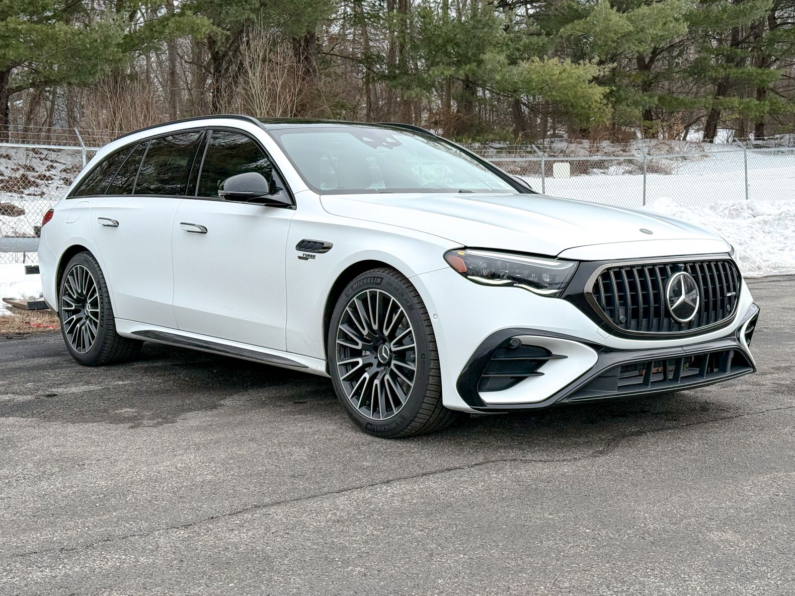 Photo view of 2026 Mercedes-Benz E-Class in White