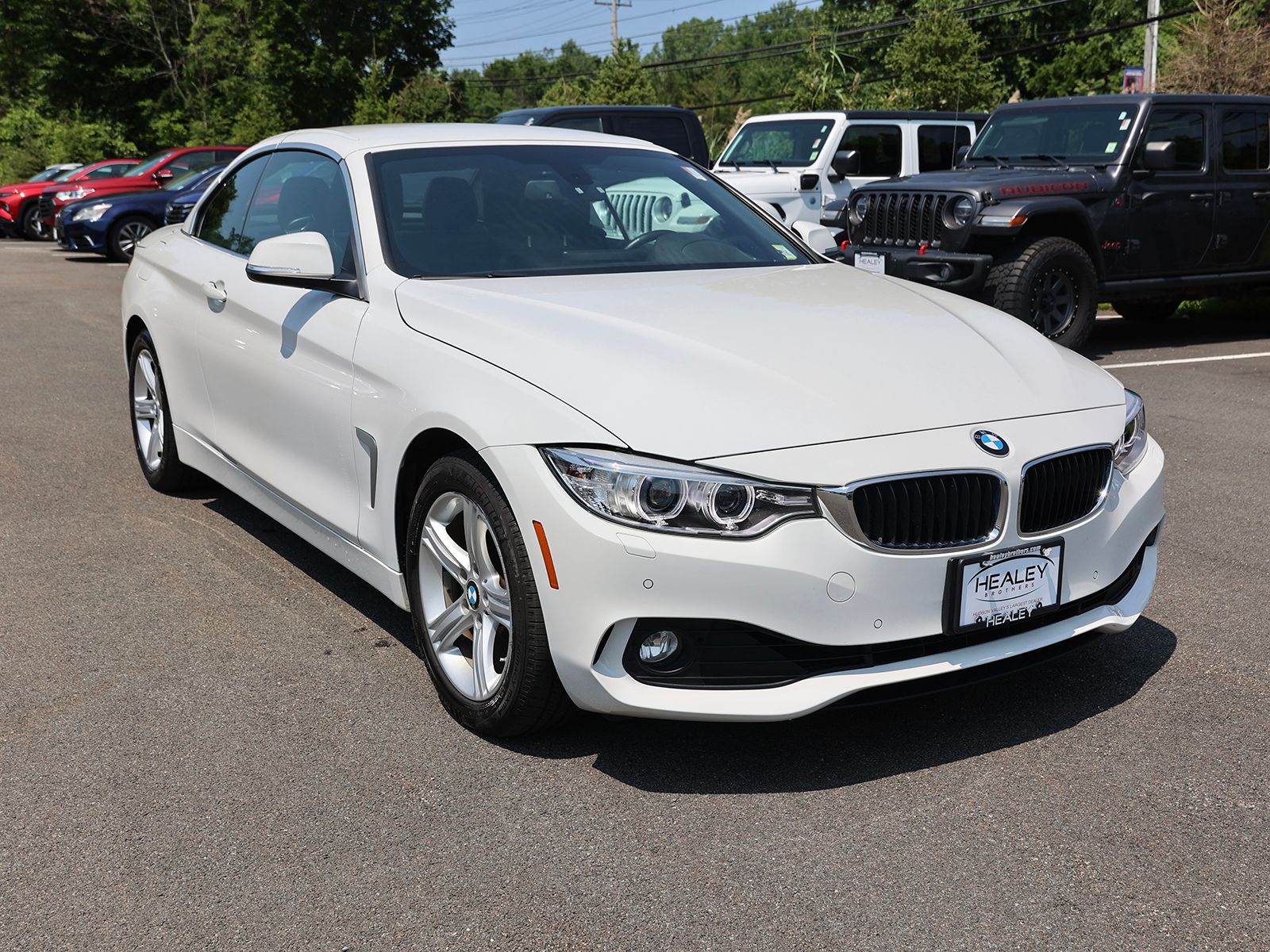 Photo view of 2015 BMW 4 Series in White