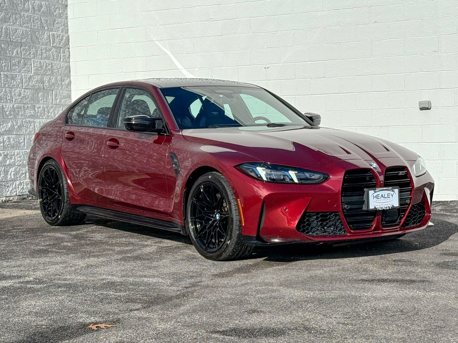 Photo view of 2025 BMW M3 in Red